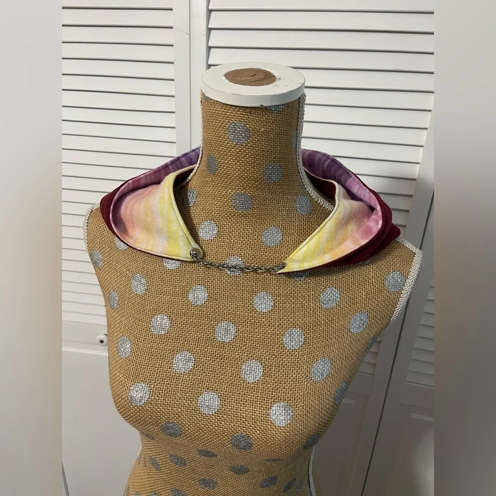 Festival Hood Reversible with chain